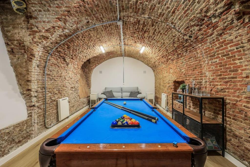 Unique Flat La Latina * Billiard & Darts Daire Madrid Dış mekan fotoğraf