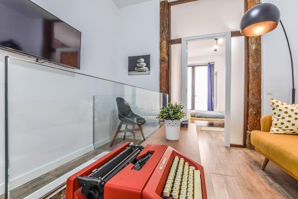 Unique Flat La Latina * Billiard & Darts Daire Madrid Dış mekan fotoğraf
